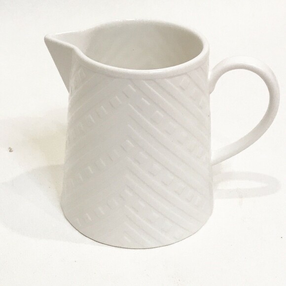 Lauren Ralph Lauren China Dinnerware Modernist Creamer White NEW - Picture 1 of 7